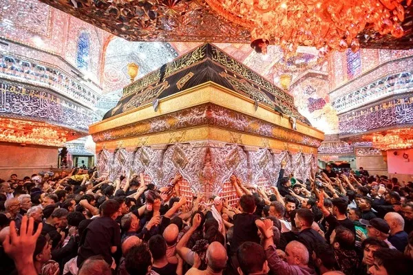 الملايين يحيون الزيارة الأربعينية وتجديد العهد والولاء لأبي الأحرار(ع)