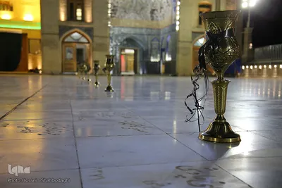 آیین تعویض پرچم حرم امامزاده علی بن جعفر(ع)
