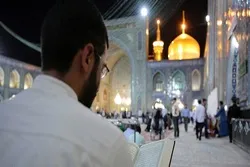 امام علی رضا(ع) کے حرم میں پہنچ کر دل کو سکون ملتا ہے،  زائر کےدل کی آواز