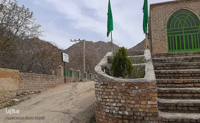 بقعه متبرکه پیر برحق دره سیر سانیج یزد