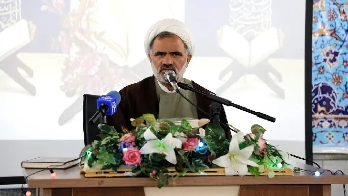 برگزاری محفل انس با قرآن در سپاه قمربنی هاشم (ع) چهارمحال‌و‌بختیاری
