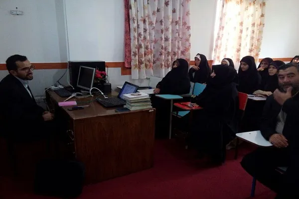 کارگاه آموزشی «مهدویت» ویژه مربیان مؤسسه نورمبین برگزار شد