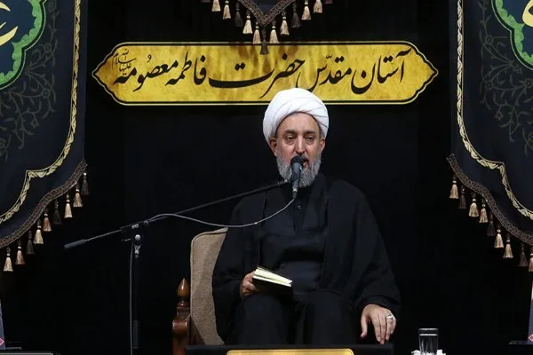 حضرت زهرا(س)  الگوی کامل در دفاع همه‌جانبه از جایگاه ولایت است
