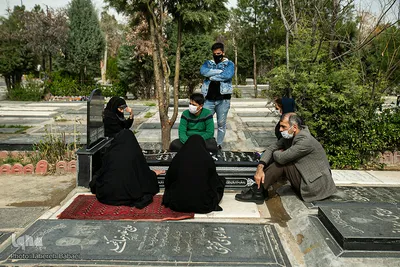 آخرین پنجشنبه سال کرونایی در بهشت زهرا