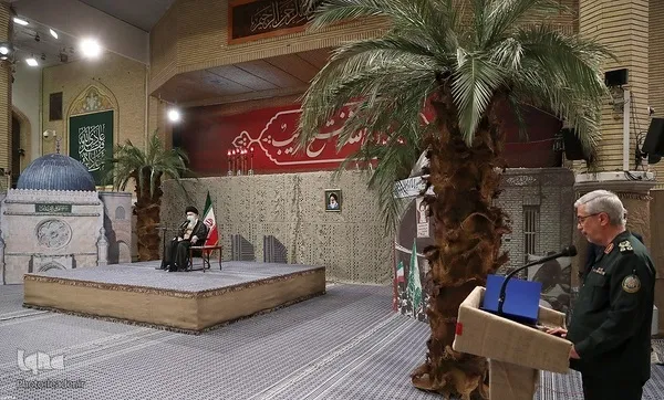 د سپيڅلی دفاع مخکښان د ؛السابقون السابقون؛ مصداق دي