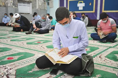محفل انس با قرآن در مسجد حضرت مهدی(عج)