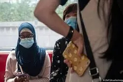 চাকরি না হিজাব এই নিয়ে দ্বিধায় ভুগছেন সিঙ্গাপুরের নারীরা