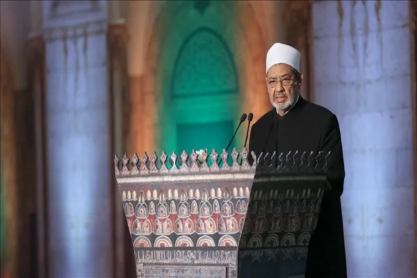 شيخ الأزهر يدعو روسيا وأوكرانيا إلى الاحتكام لصوت العقل
