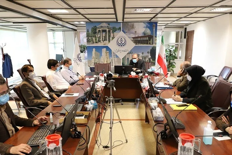 دورهمی‌های خانوادگی؛ بیشترین عامل افزایش موارد ابتلا به کرونا
