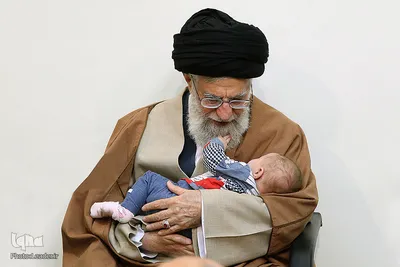 دیدار هفتگی رهبر انقلاب با جمعی از خانواده‌های معظم شهدا