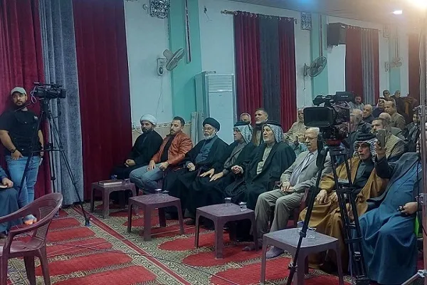 بالصور...محفل قرآني في حسينية 