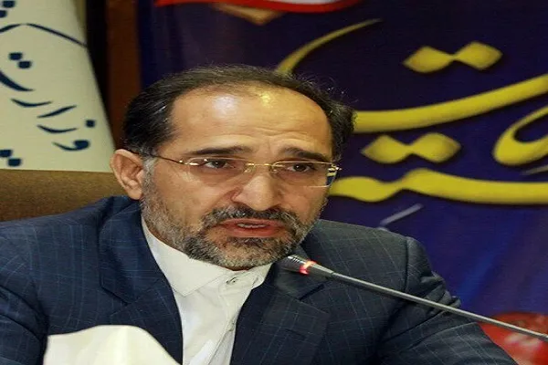 تدوین دانش‌نامه و دایره‌المعارف قم مورد توجه قرار بگیرد
