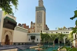 La Grande Mosquée de Paris rouvre demain sous conditions