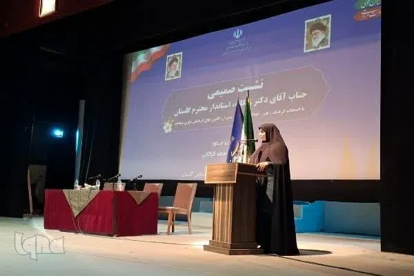 پرداخت ۱۳۵ فقره وام اشتغالزایی به هنرمندان گلستانی