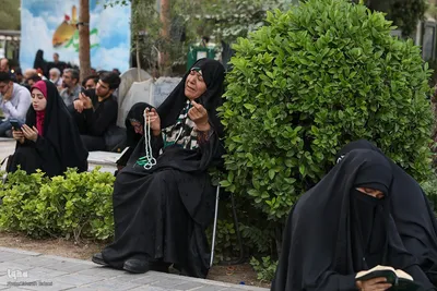 مراسم پرفیض دعای عرفه در گلزار شهدا تهران