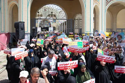 تجمع مردم اصفهان در حمایت از عملیات موشکی انتقام علیه رژیم صهیونیستی