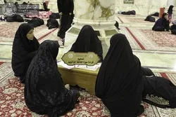 Ouverture de 10 stations coraniques pour les femmes au sanctuaire de l’Imam Ali (as)
