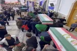 فیلم | استقبال زائران بانوی کرامت در حرم مطهر از پیکر پاک شهدا