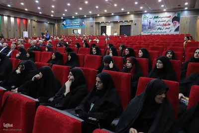 نشست فرمانده انتظامی آذربایجان شرقی با گروه های مرجع و اقشار تاثیرگذار