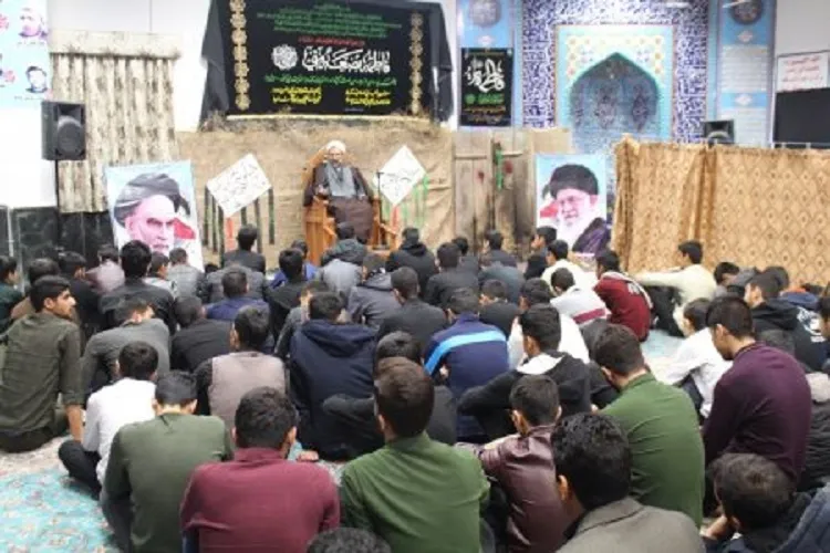 اعزام ۱۰۰ مبلغ به مناطق مختلف کرمانشاه