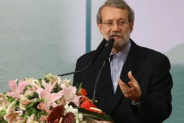 آمریکایی‌ها با رذالت مانع کمک صلیب سرخ به هلال احمر شدند/ رونق تولید نیازمند یک تئوری اقتصادی