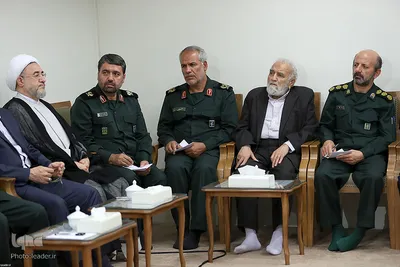 دیدار دست‌اندرکاران کنگره ملی ۶۲۰۰ شهید استان مرکزی با رهبر انقلاب