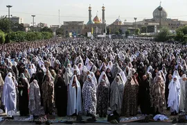 نماز عید سعید فطر در جوار سیدالکریم (ع)
