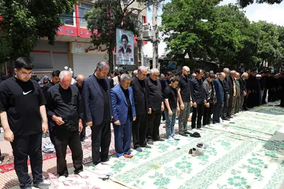 اقامه نماز ظهر عاشورا در اهر