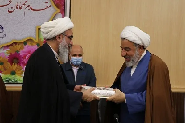 آیین معارفه امام جمعه جزیره خارگ