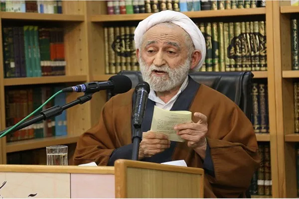 آیا امامان به زیارت قبور نمی‌رفتند؟ / توصیه به زیارت ائمه(ع) در کتب روایی اهل سنت