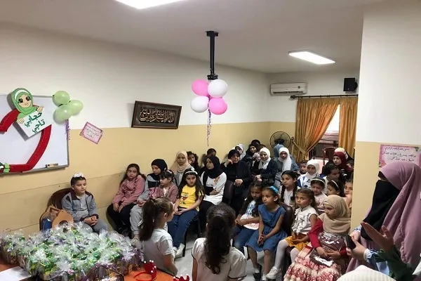 لبنان: دار القرآن تقيم حفلاً مميزاً لطالباتها في صيدا + صور