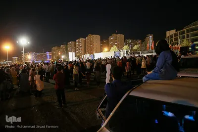 توزیع بزرگترین کیک جهان به مناسبت میلاد امام رضا(ع)