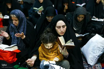 مراسم احیای شب نوزدهم ماه رمضان در مسجد جامع واوان