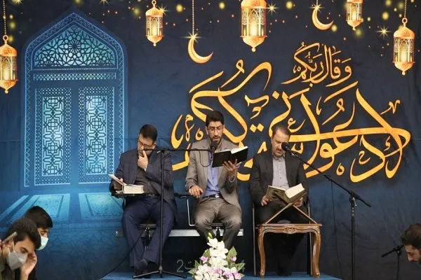 اجرای ترتیل مهدی عادلی در مسجد دانشگاه تهران + فیلم