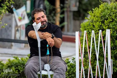 عزاداران حسینی در کنار قبور مطهر سرداران بی پلاک گلزار شهدا(س)
