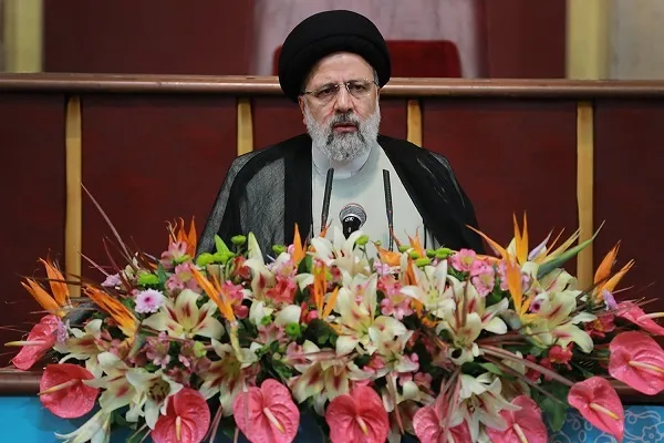 می‌توانیم مشکلات کشور را حل کنیم