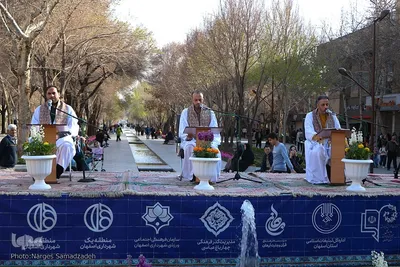جزء‌خوانی قرآن کریم در چهارباغ اصفهان