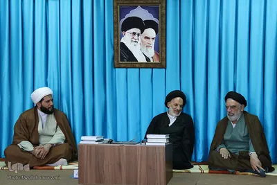 ديدار آيت الله مصباح عاملي مدير محترم حوزه علميه خراسان با آيت الله عبادي نماينده معزز ولي فقيه در خراسان جنوبي‎

