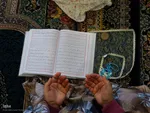 اعتکاف دانش‌آموزان دختر در مسجد سیدالشهدا(ع) خمینی‌شهر