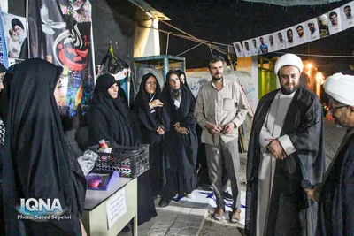 خدمت مواکب ملایر به زائران اربعین
