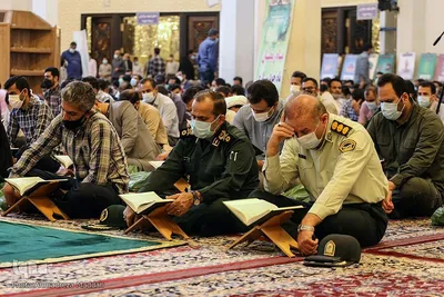 محفل انس با قرآن کریم سپاه فجر فارس در شاهچراغ(ع)