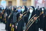 تعویض پرچم حرم مطهر شاهچراغ (ع) به مناسبت شهادت امام جعفر صادق (ع)