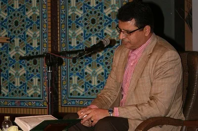 تلاوت خاشعانه حاصل درک عظمت قرآن و معانی آیات است
