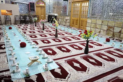 مراسم افطاری ساده در آستان امامزادگان محمد(ع) و سکینه خاتون(س)