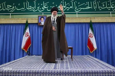 دیدار اعضای انجمن‌های اسلامی دانش‌آموزان با رهبر انقلاب