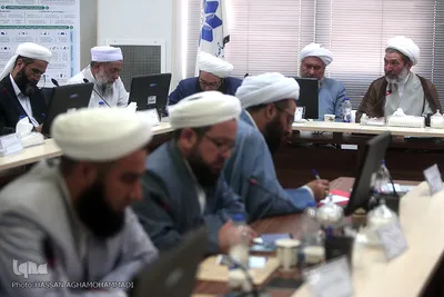 اولین نشست تبیین و ایده‌پردازی بیانیه گام دوم انقلاب اسلامی ویژه فرهیختگان حوزوی و دانشگاهی اهل سنت کشور