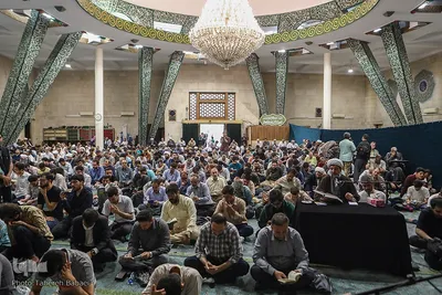 مراسم دعای عرفه در دانشگاه تهران
