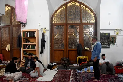 آیین معنوی اعتکاف در مسجد جامع سمنان
