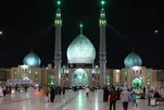 Aniversário de Martírio do Imam Sadiq é Lamentado na Mesquita de Jamkaran