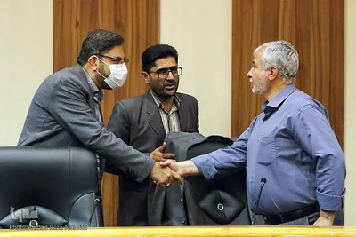 نشست جامعه قرآنی استان فارس با رئیس سازمان تبلیغات اسلامی کشور